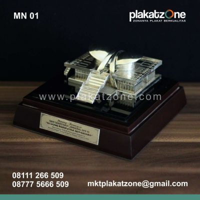 souvenir miniatur gedung mpr dpr