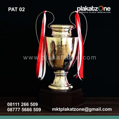 souvenir trophy plakat piala eksklusif