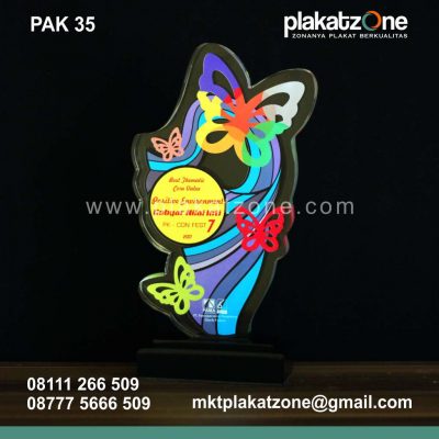jual plakat akrilik berkualitas
