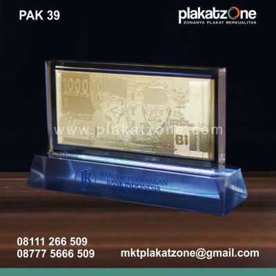 plakat akrilik bank indonesia