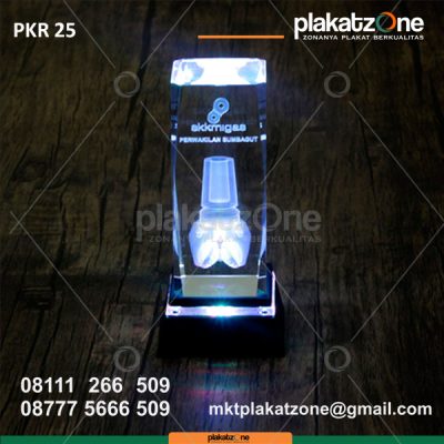 Plakat Kristal SKK Migas